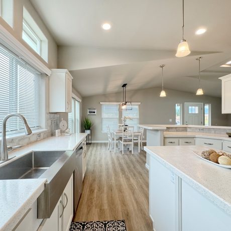22-288ECameliaSt-Kitchen